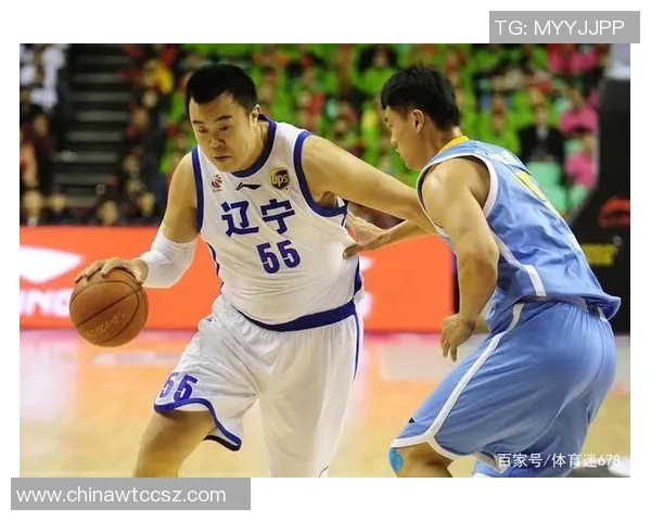 韩德君：从篮球新星到职业生涯巅峰的奋斗历程与荣耀时刻