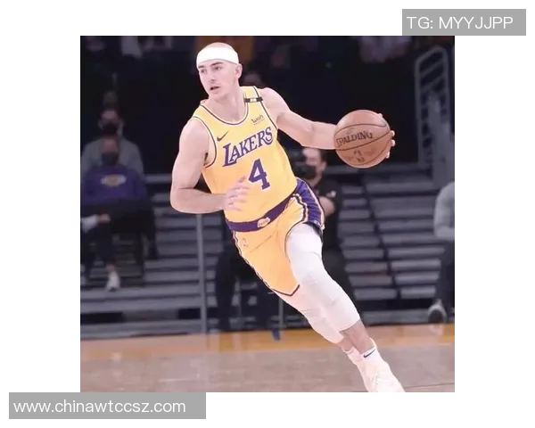 亚历克斯卡鲁索如何在NBA赛场上展现出色的防守与领导力