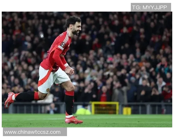 布鲁诺费尔南德斯：从球场新星到曼联中场核心的成长之路