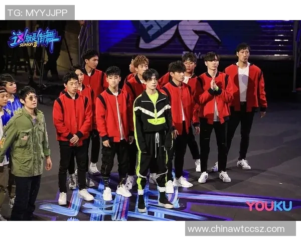 赛后复盘：上海街舞队与重庆街舞队的精彩对决与力量碰撞分析